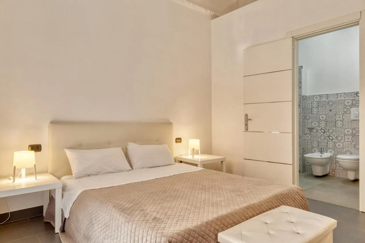 Pupi 93 Rooms Palermo Italy