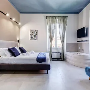 Vivilo Collection - Muggia 21 , Roma Italia
