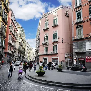 Le 4 Stagioni Centro 5*, Napoli Italia